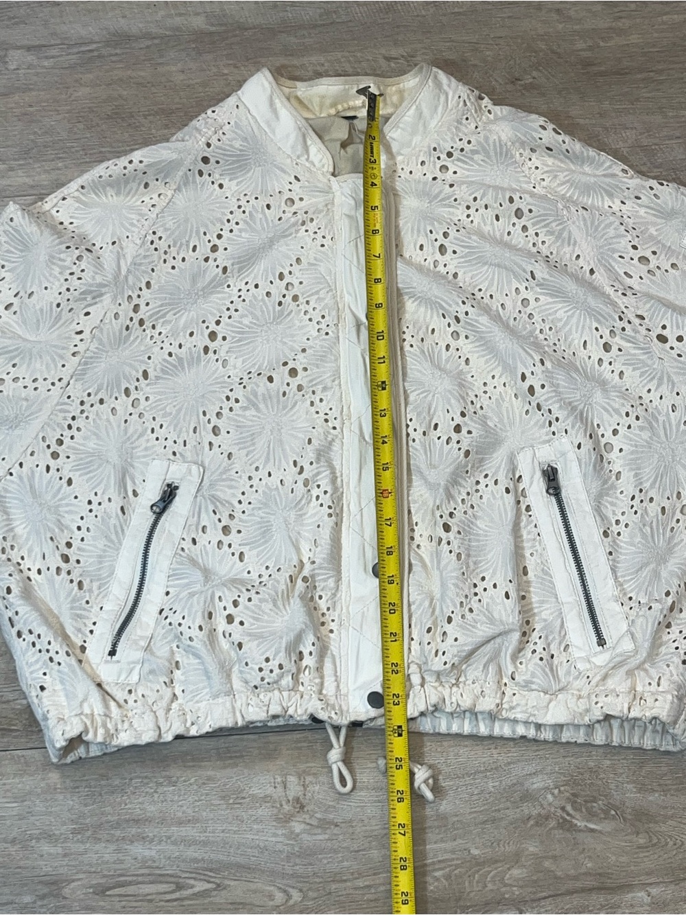 Free People Women’s Daisy Jane Cotton Eyelet Bomber Jacket Size Medium - Picture 10 of 11